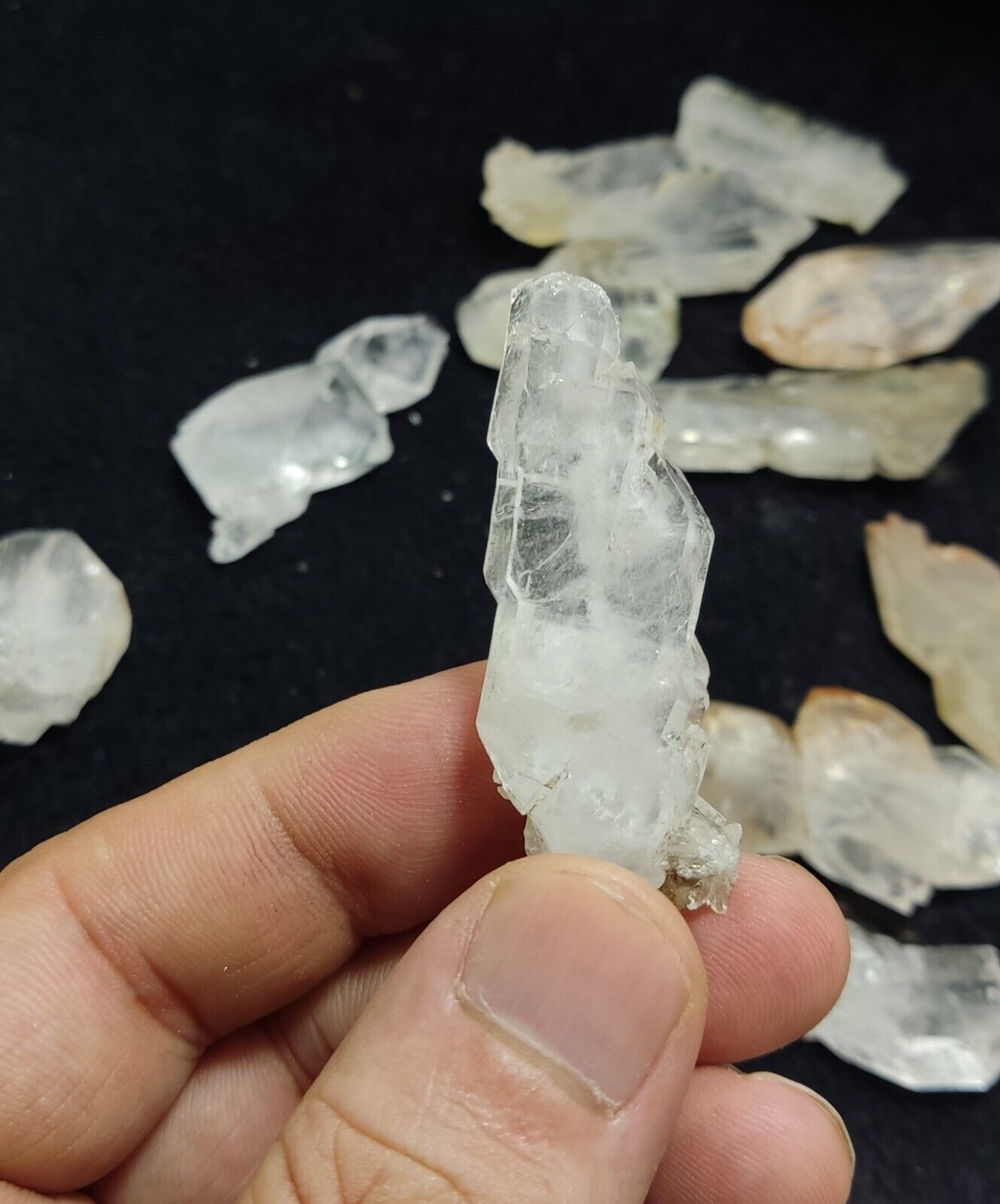 13 Faden/chlorite quartz Crystals