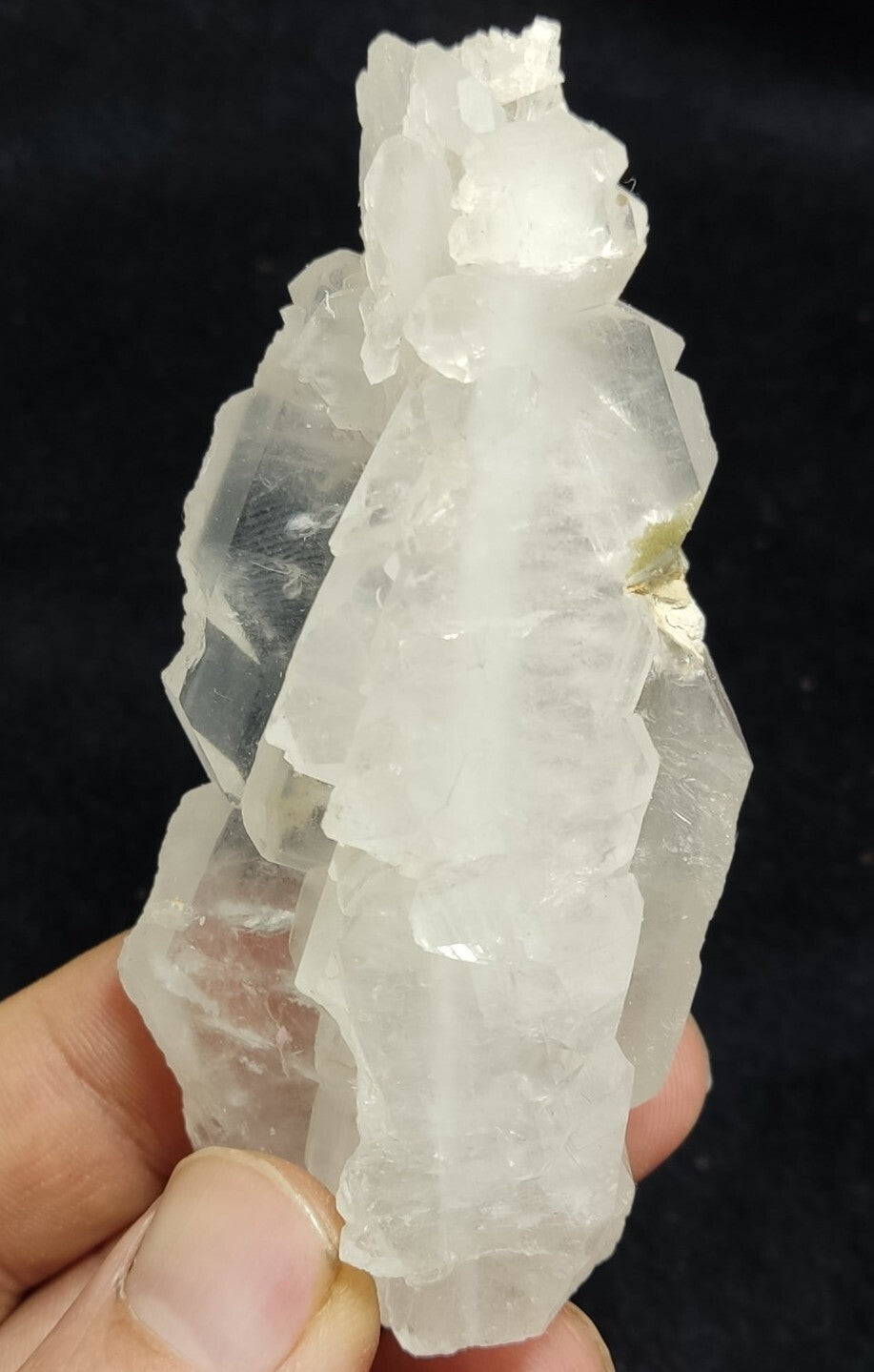 An Aesthetic Natural beautifully terminated faden Quartz specimen 120 grams