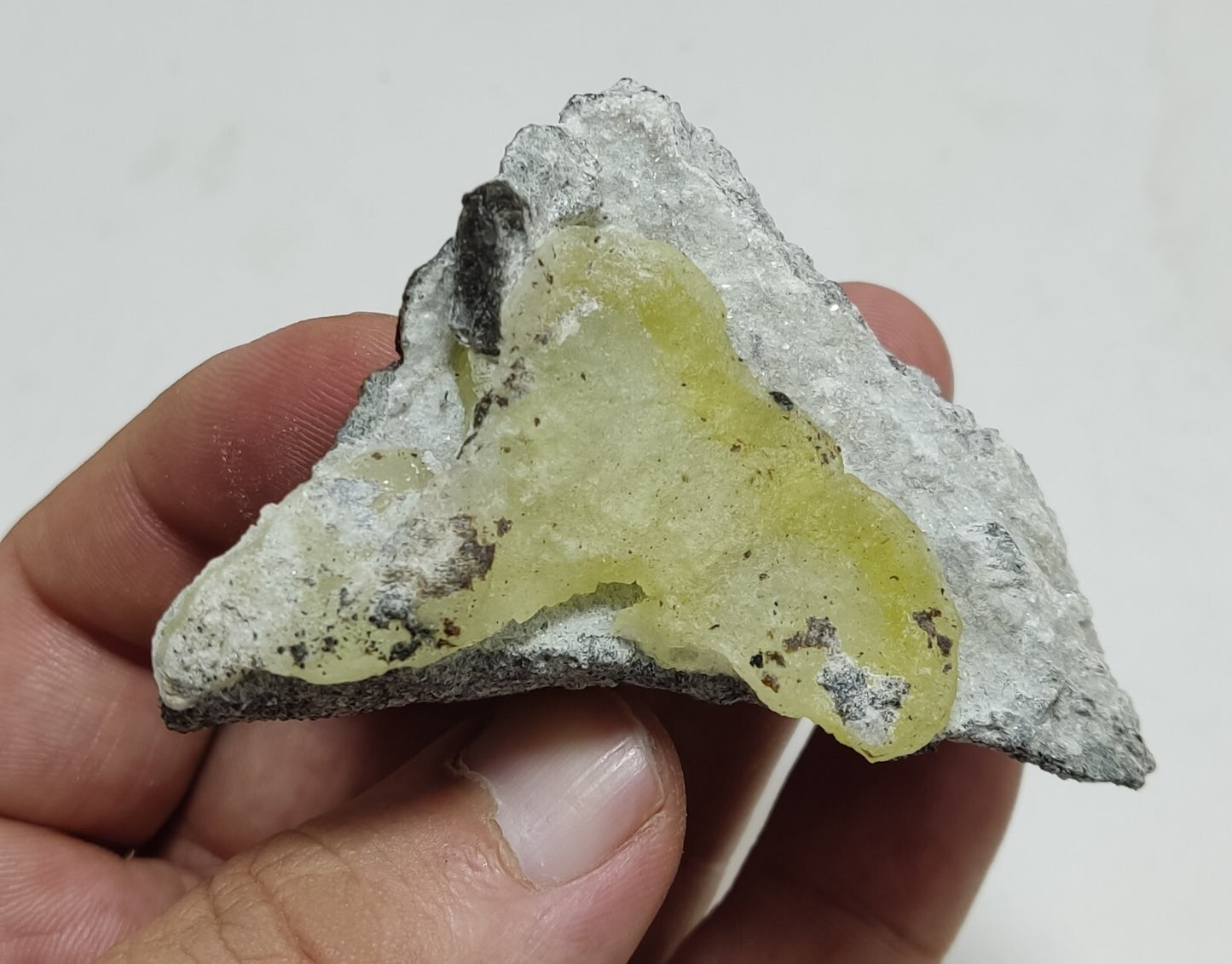 An Aesthetic Natural specimen of brucite with chromite 93 grams