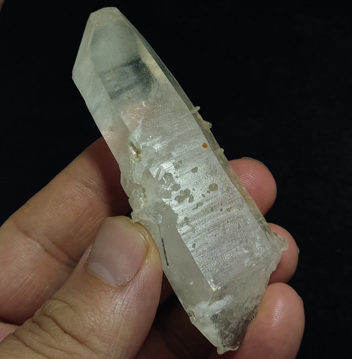 Aesthetic terminated specimen of Quartz crystal with Rutiles Inclusions 84 grams