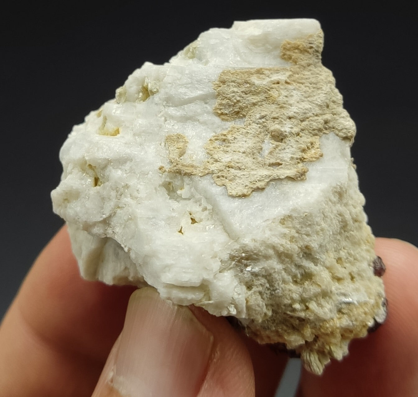 An aesthetic specimen of spessartine garnets on albite/feldspar 45 grams