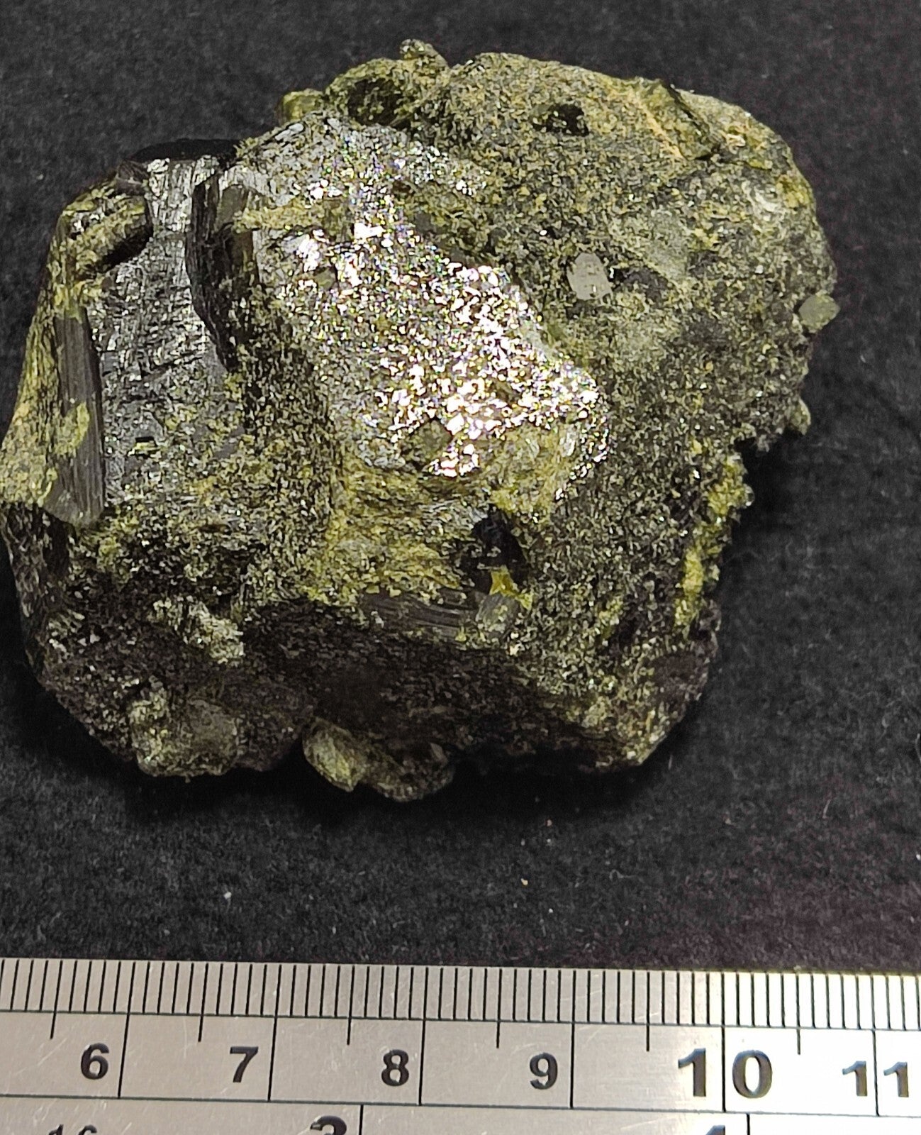 An Aesthetic Natural terminated epidote crystal specimen 224 grams