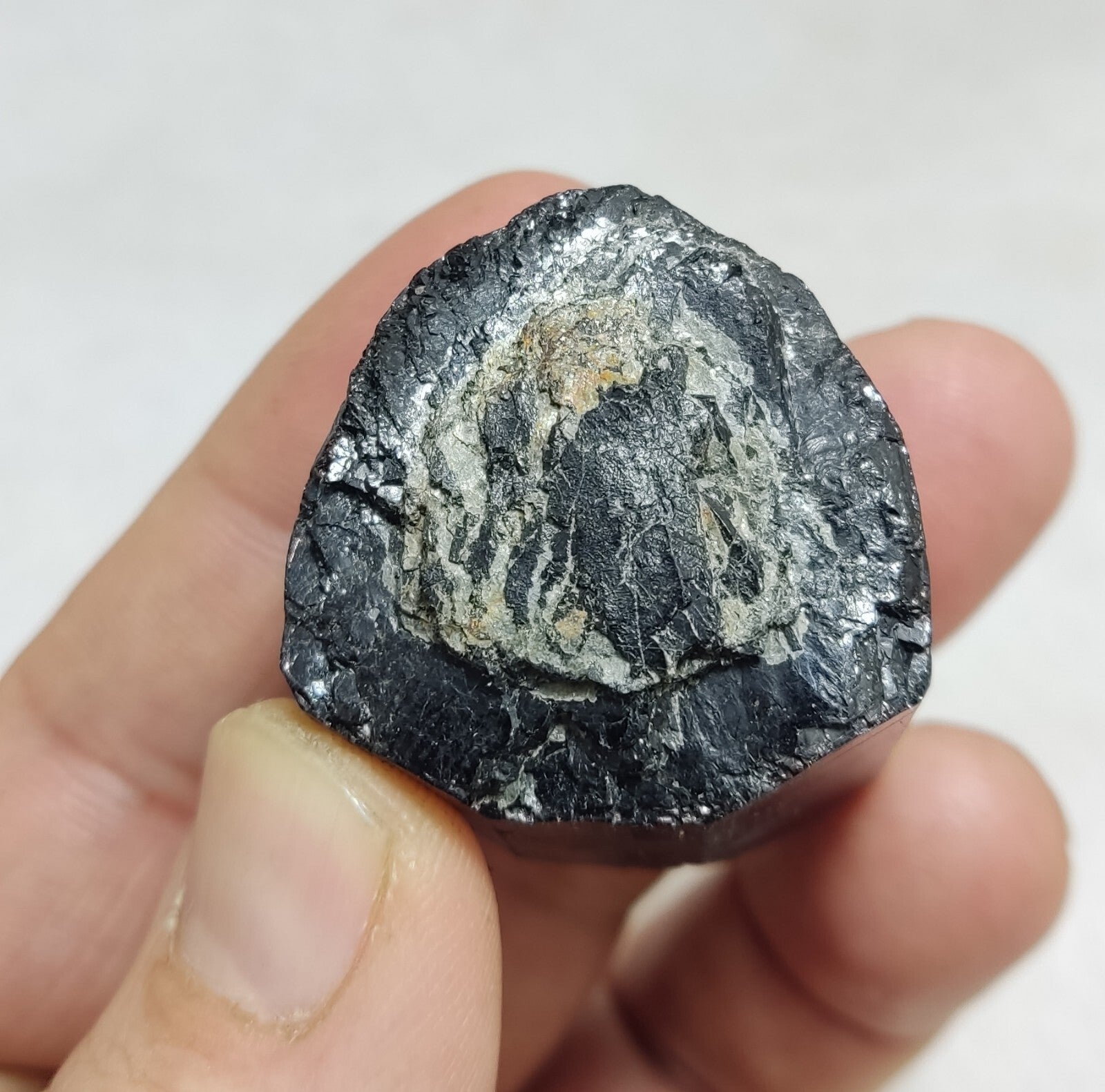 An amazing specimen of terminated black tourmaline 62 grams