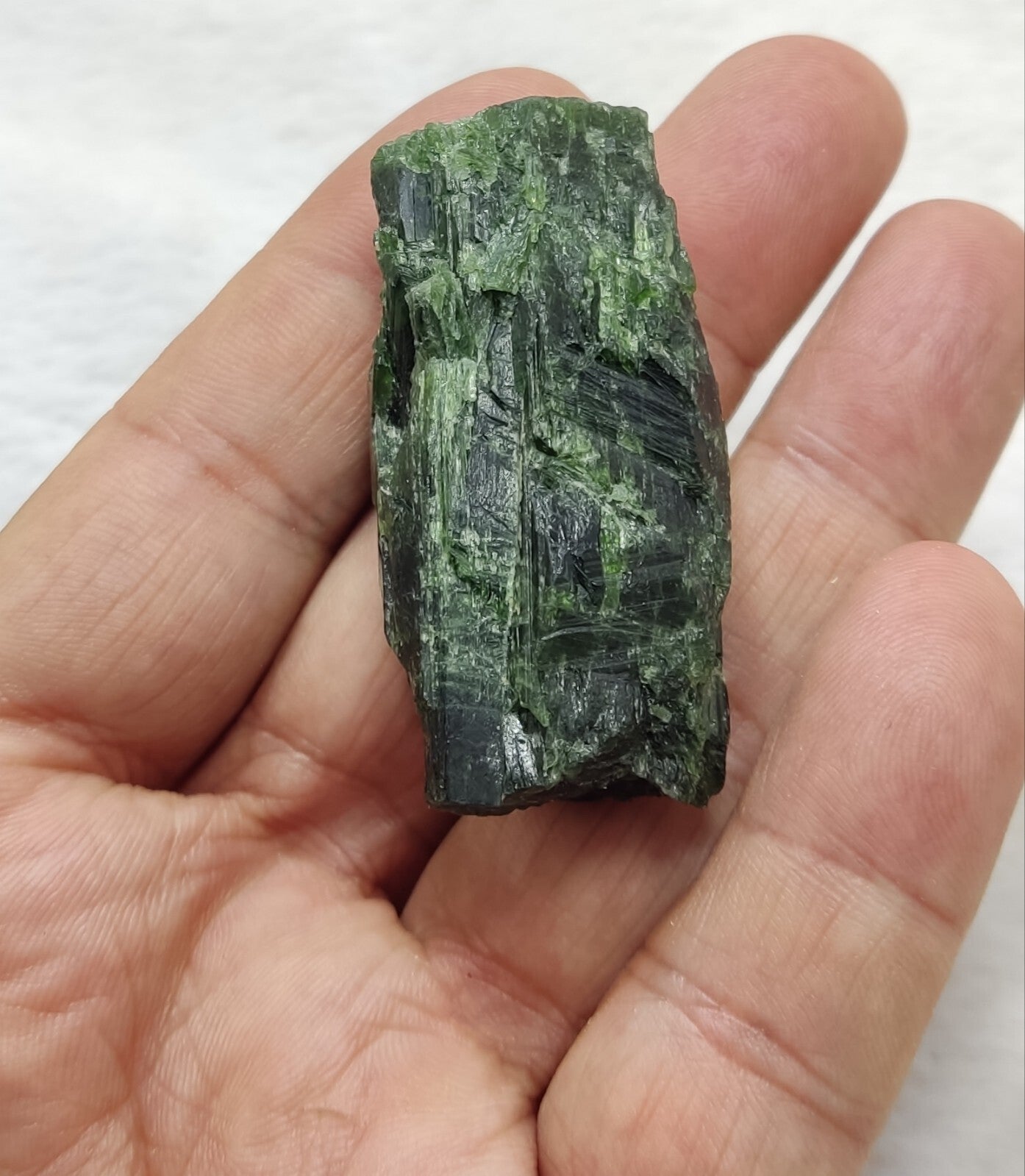 An amazing specimen of diopside crystal 46 grams