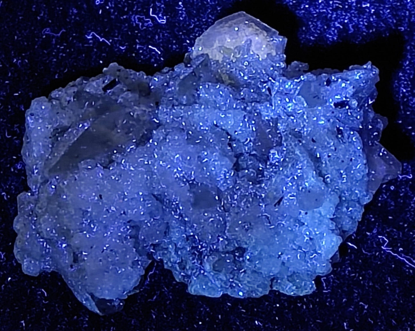 An Aesthetic combo specimen of apatite quartz and albite 69 grams grams