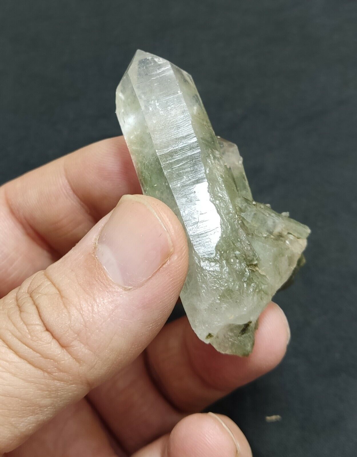 A very Aesthetic Natural beautifully terminated Chlorite Quartz crystal 42 grams