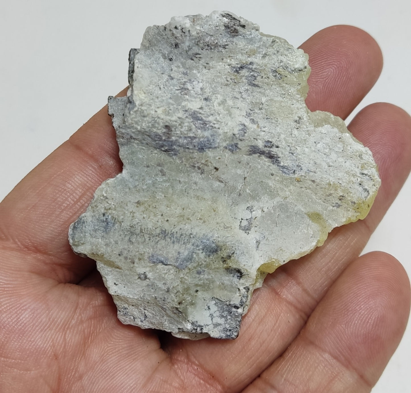 An Aesthetic Natural specimen of brucite with chromite 41 grams