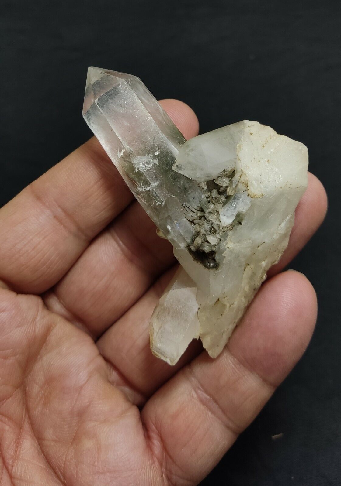 A very Aesthetic Natural beautifully terminated Chlorite Quartz crystal 54 grams