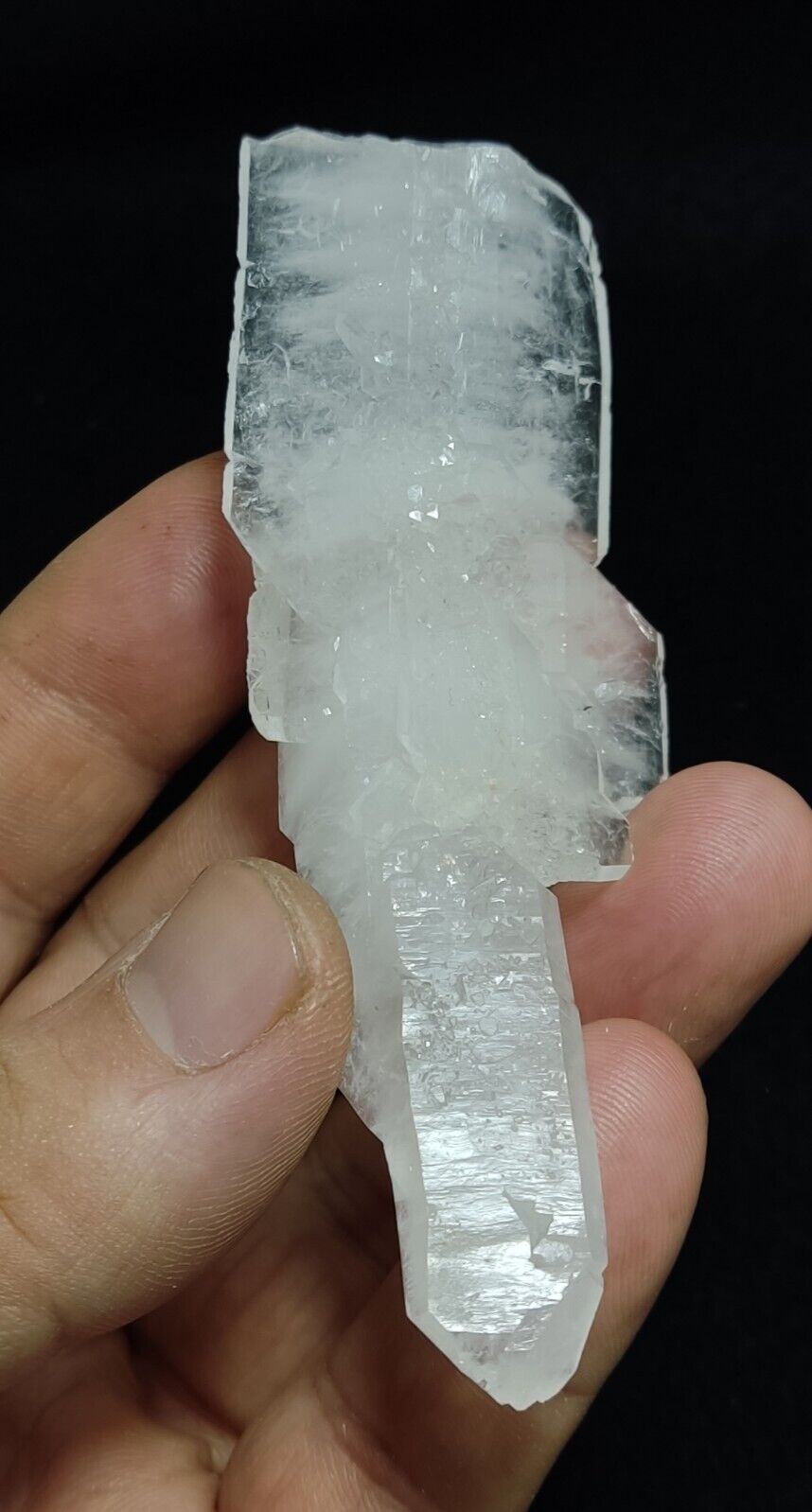 An aesthetic specimen of terminated faden Quartz crystal 54 grams