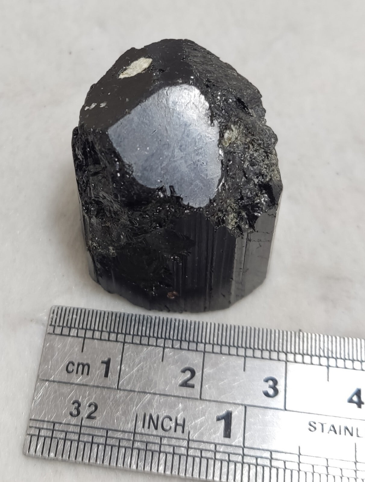 An amazing specimen of terminated black tourmaline 38 grams