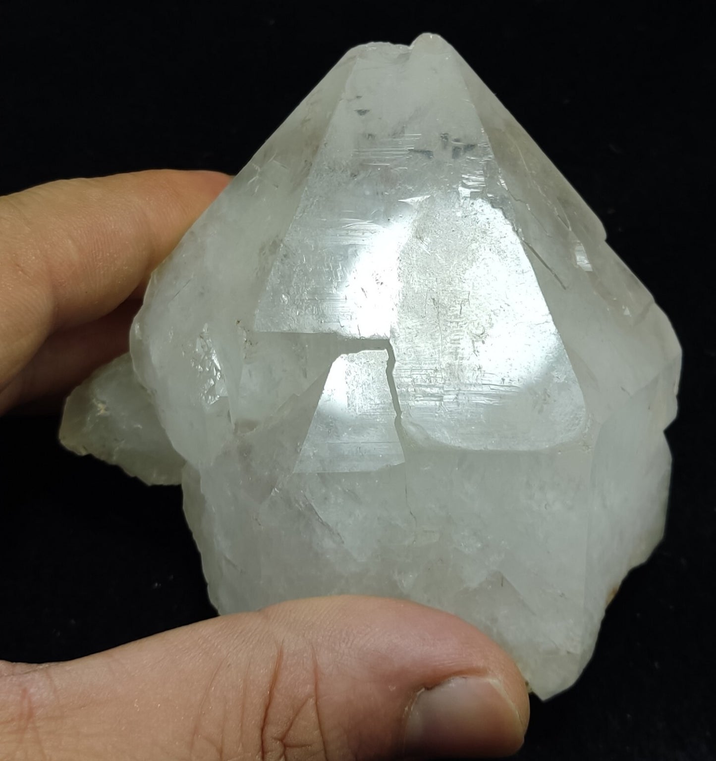 An Aesthetic Natural beautifully terminated Quartz specimen 419 grams