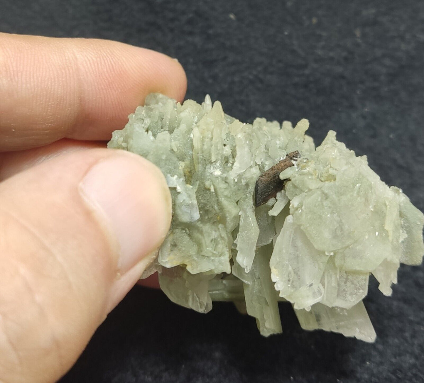 An Aesthetic specimen of chlorite Quartz cluster with brookite 62 grams
