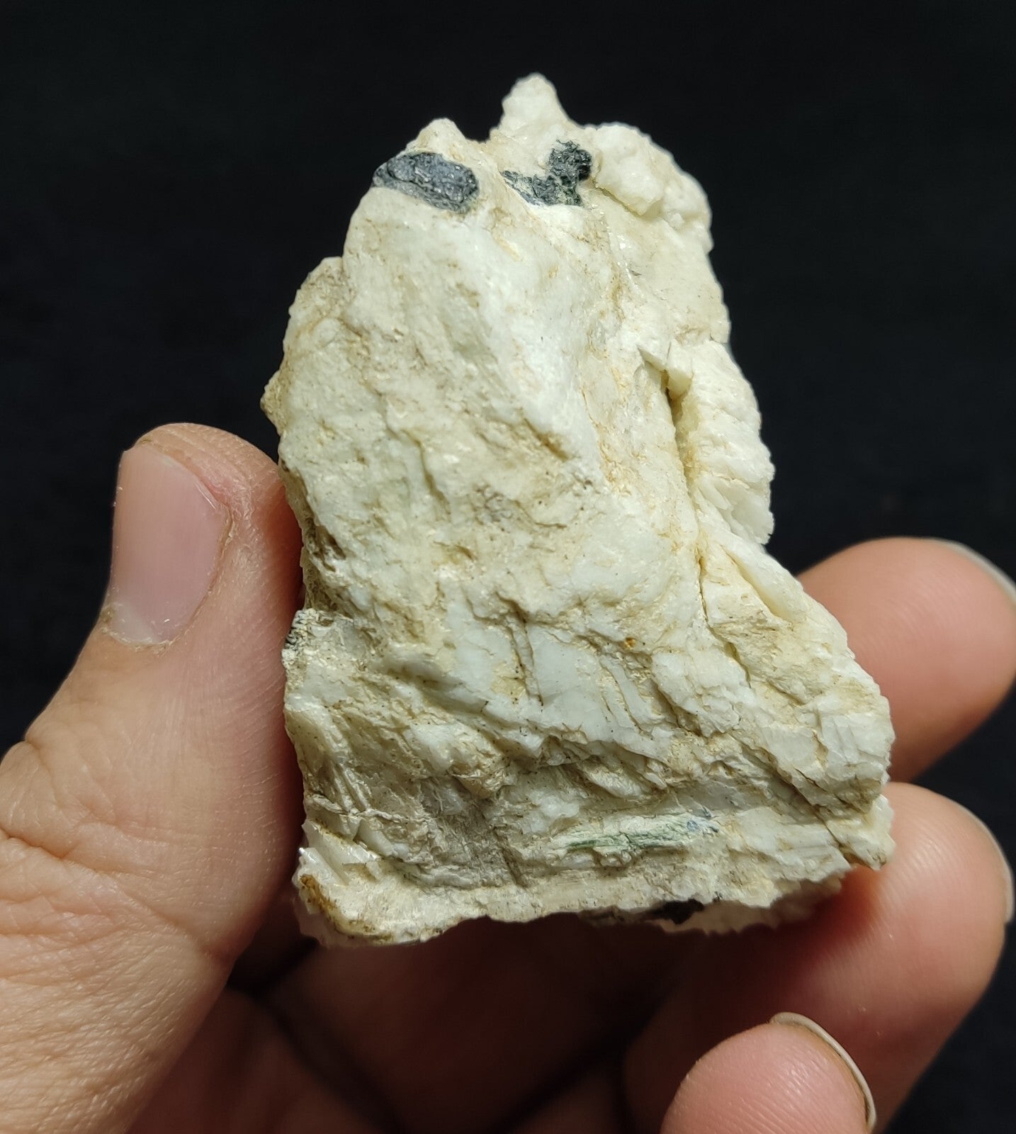 An Aesthetic specimen of black/green Tourmaline on matrix with Albite 169 grams