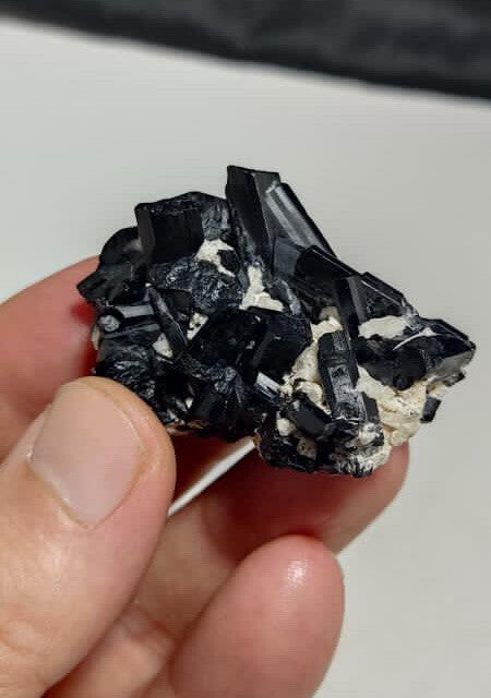 Black tourmaline cluster 38g, 5x3x2cm