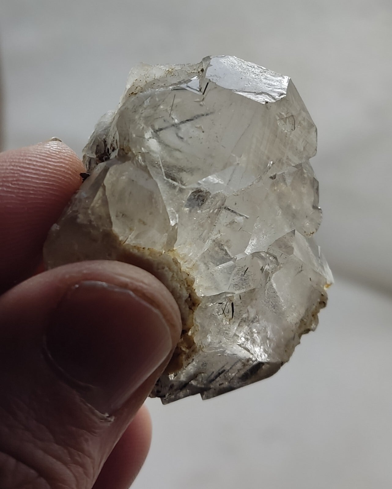 An Aesthetic Natural terminated Quartz crystal with unique inclusions 49 grams