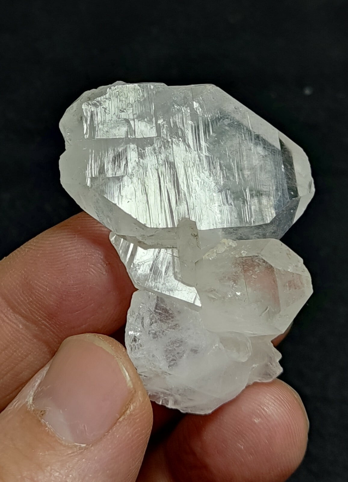 An amazing specimen of terminated faden Quartz crystal 27 grams