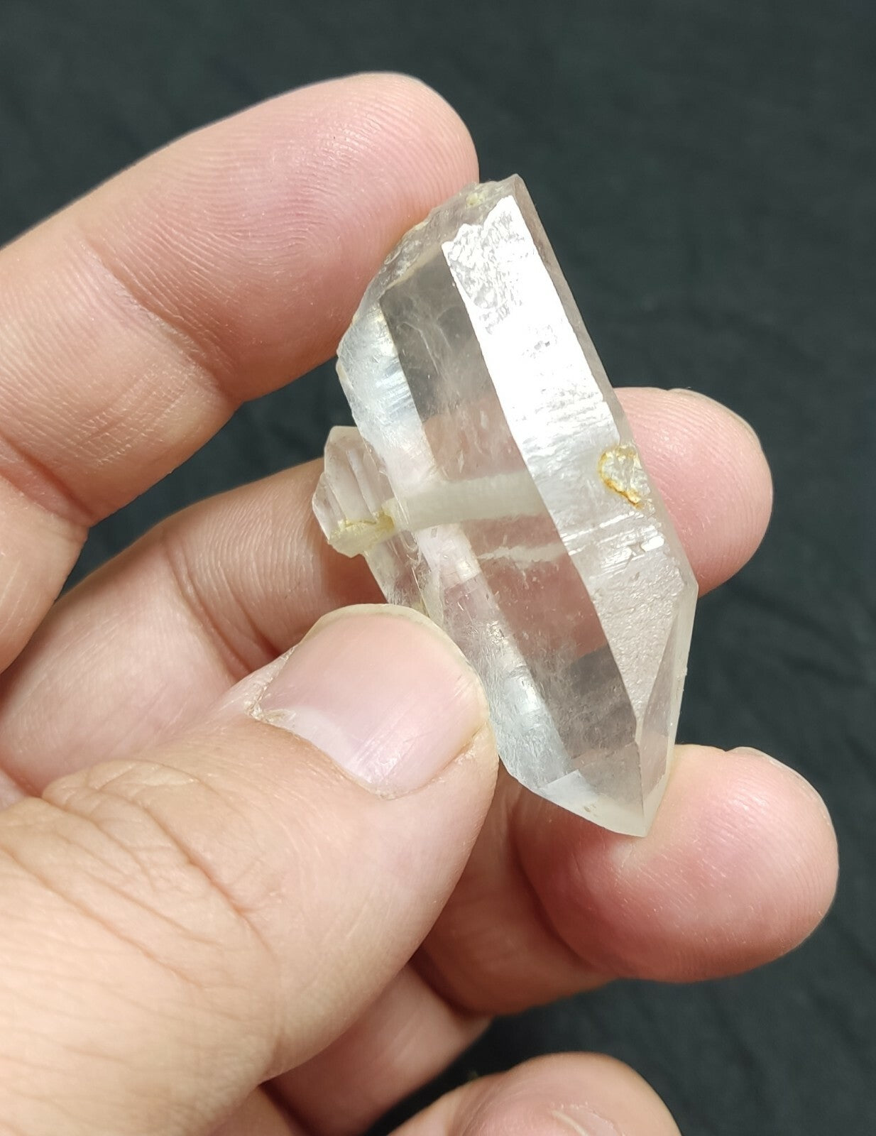 An amazing specimen of terminated Quartz crystal with unique inclusions 18 grams