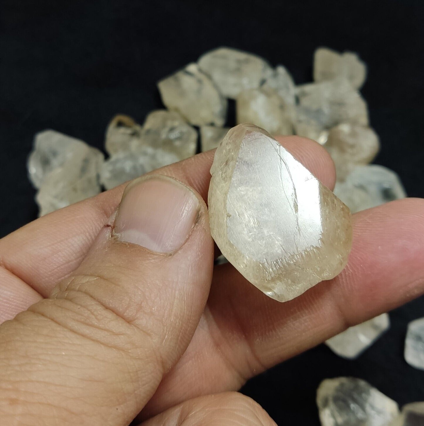 380 grams beautiful terminated Topaz crystals