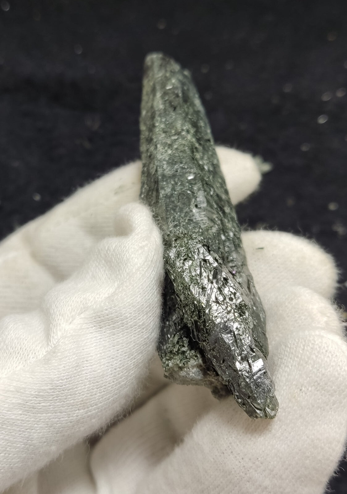 An Aesthetic Natural terminated Chlorite Quartz crystal specimen 43 grams