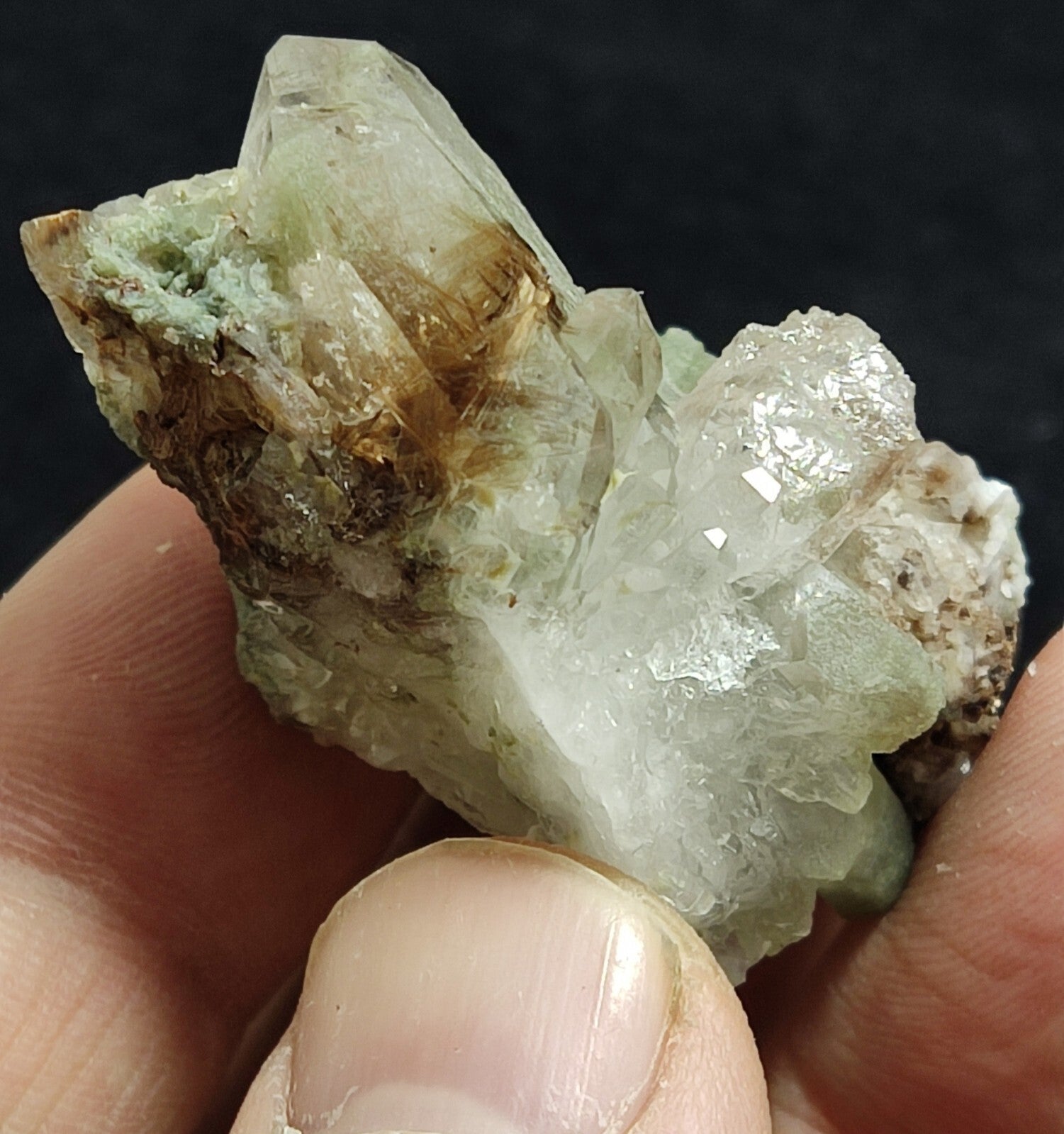 An Aesthetic terminated chlorite Quartz specimen with unique inclusions 29 grams