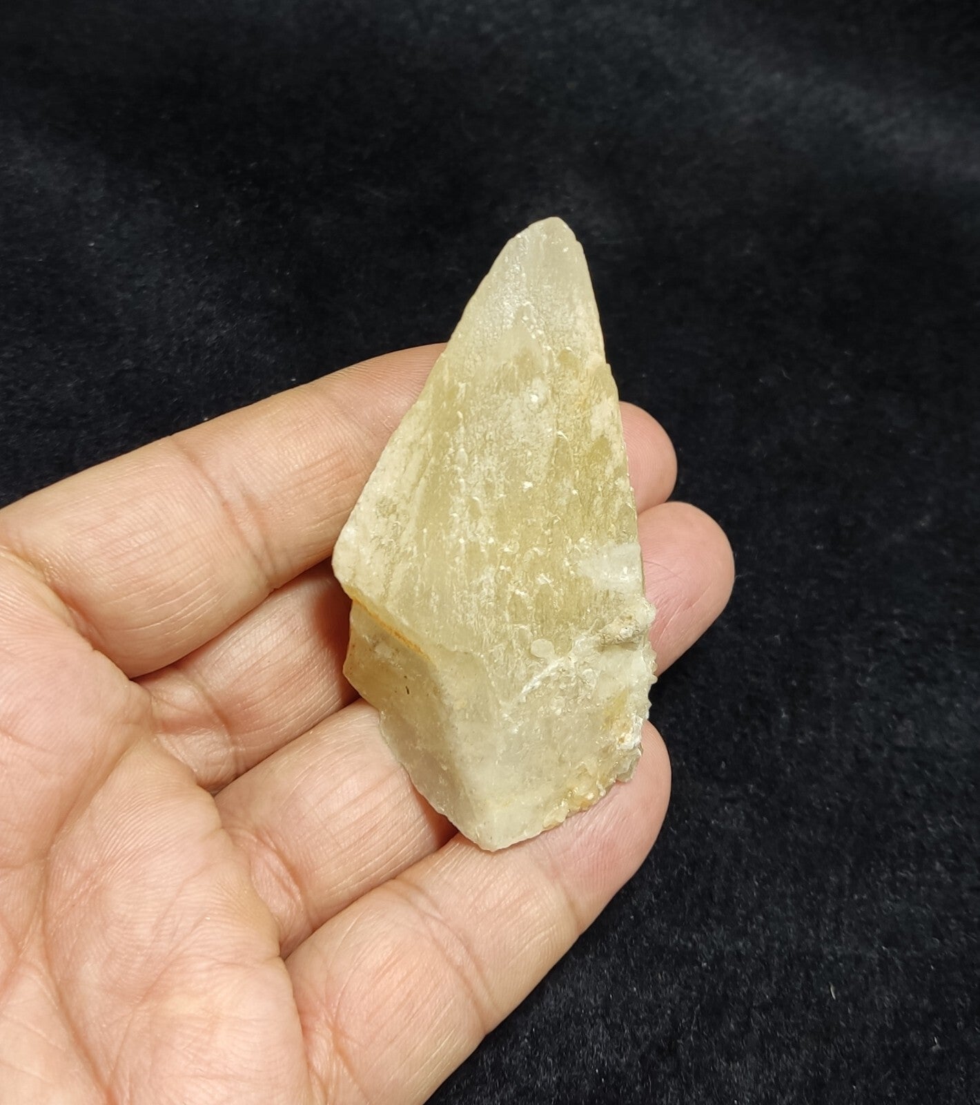 A very Aesthetic Natural beautifully terminated Calcite crystal 72 grams