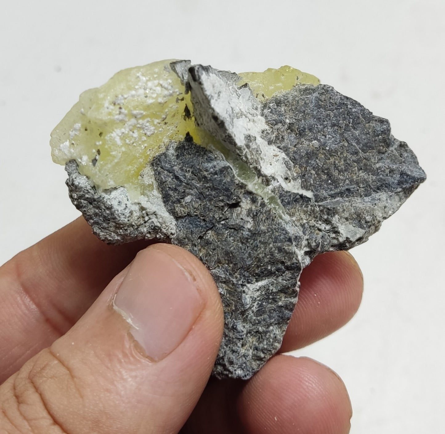 An Aesthetic Natural specimen of brucite with chromite 44 grams