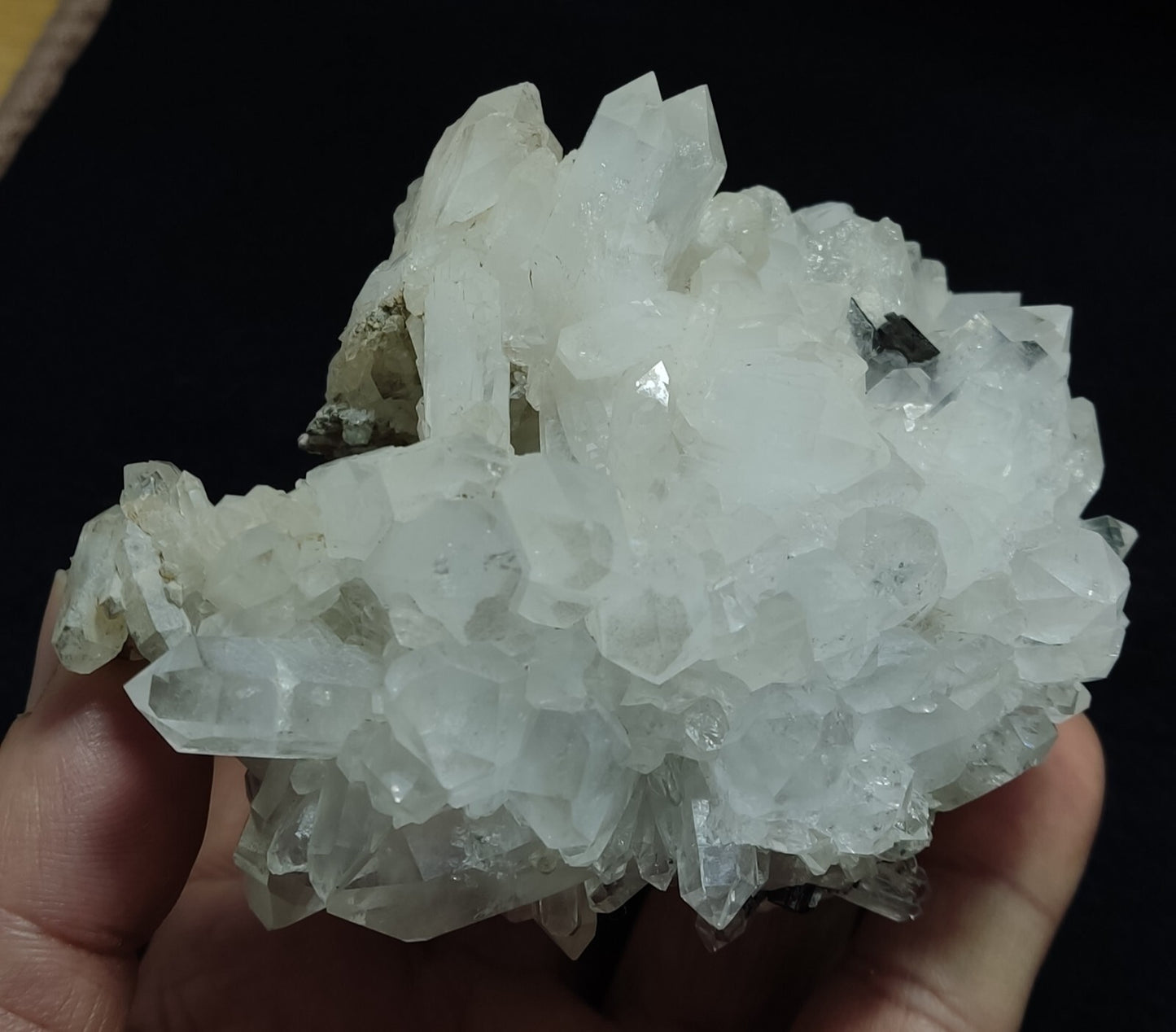 An Aesthetic terminated specimen of Quartz cluster with brookite 368 grams