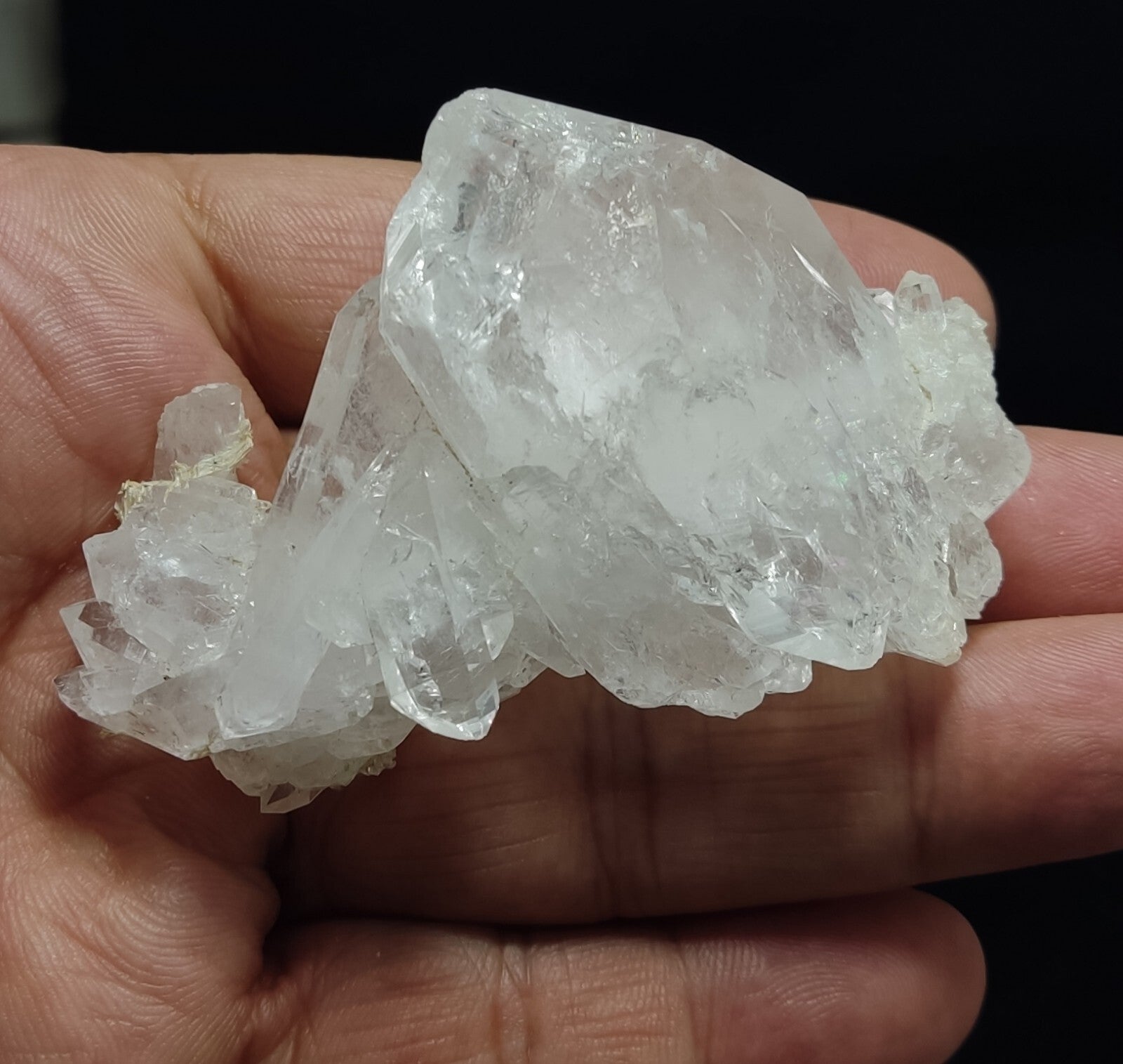 An Aesthetic terminated specimen of Quartz 91 grams