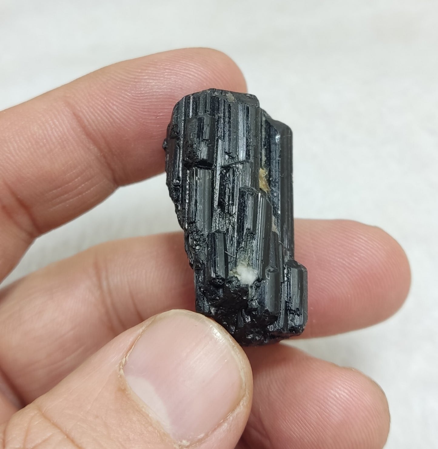An amazing specimen of terminated black tourmaline 24 grams