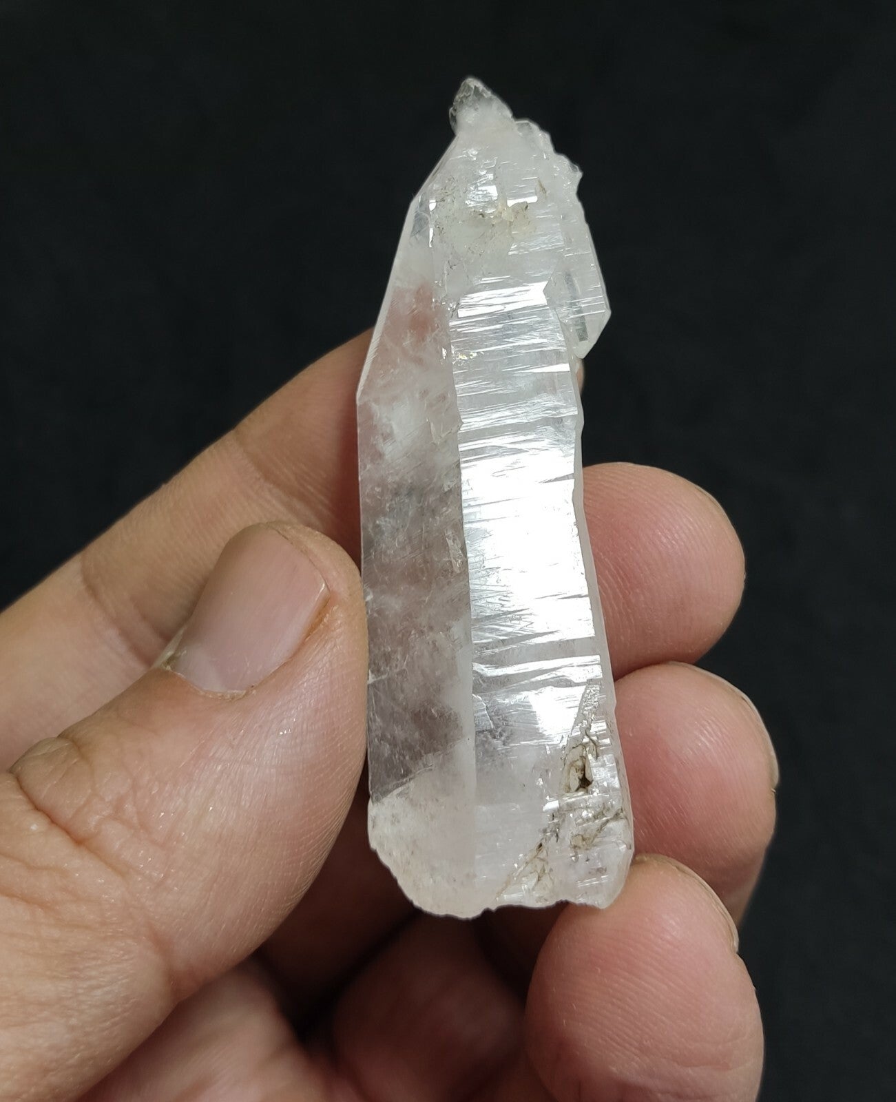 An amazing specimen of terminated faden Quartz crystal 22 grams
