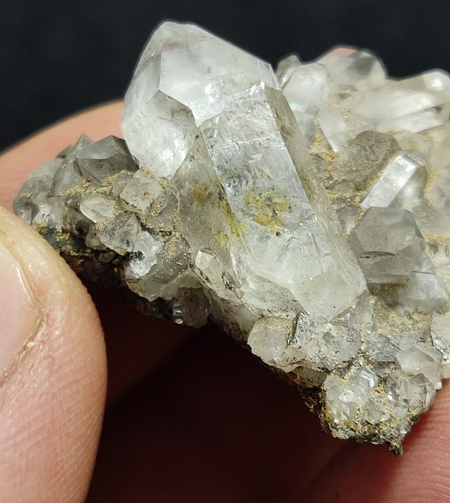 An Aesthetic quartz/calcite crystal specimen with petroleum inclusions 15 grams