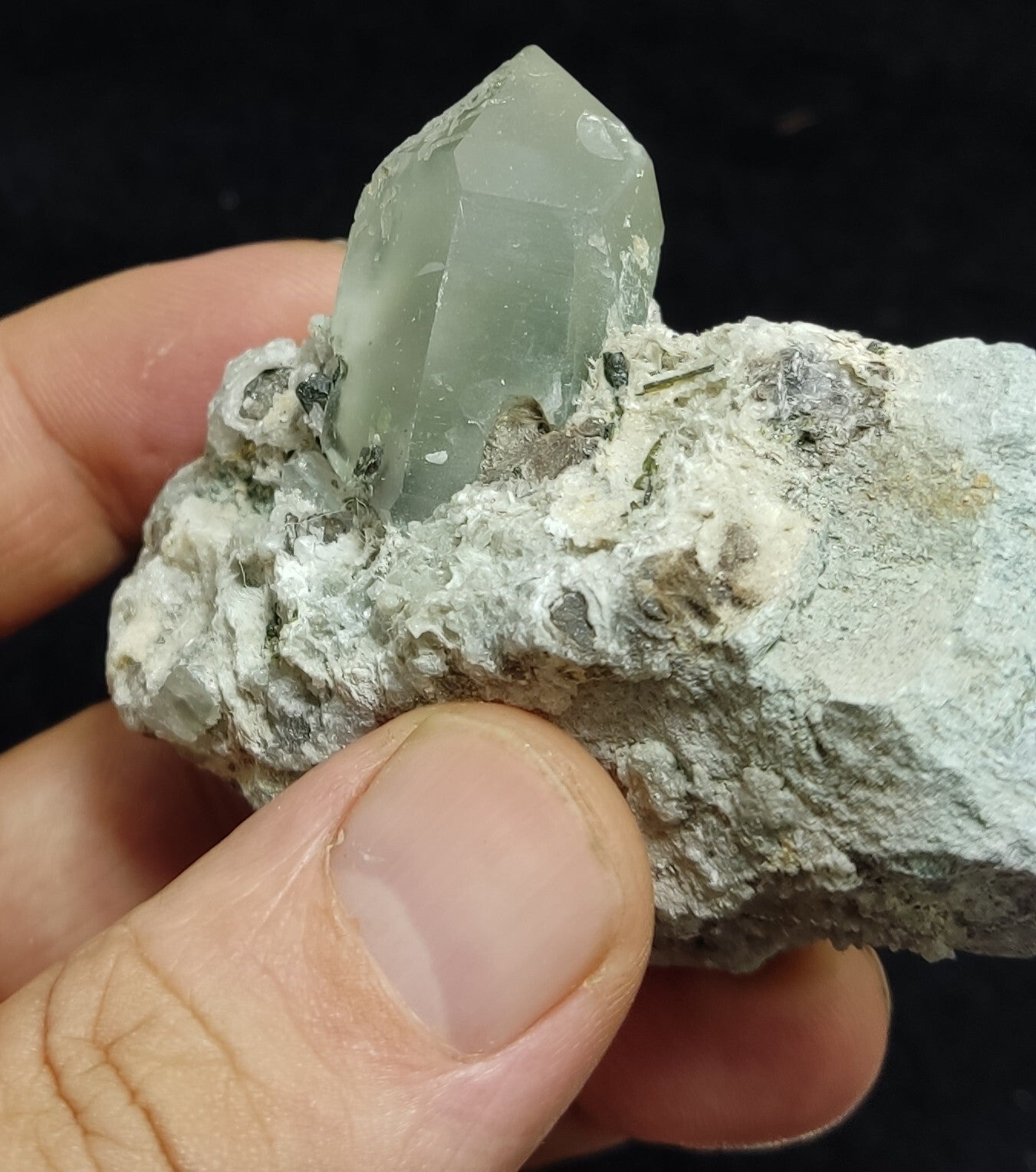 An Aesthetic specimen of quartz on matrix having light green inclusion 107 grams