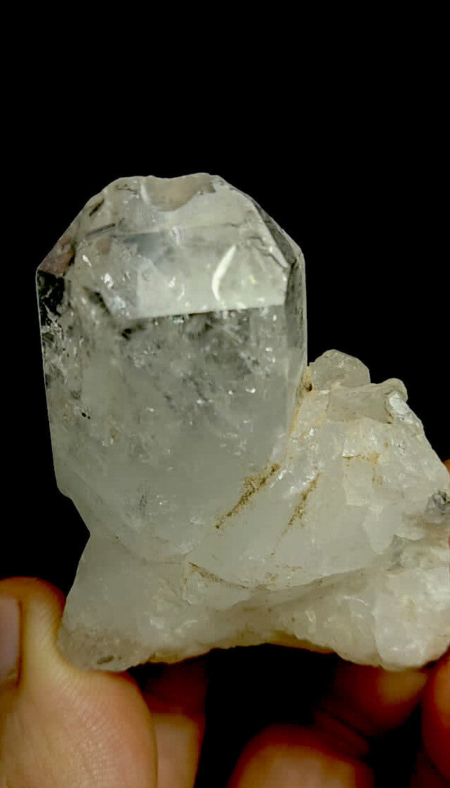 Feden Quartz Cluster 70 Grams.
