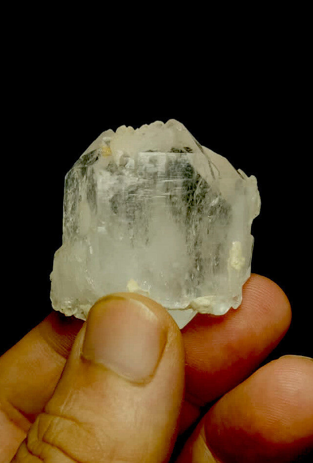 Feden Quartz Crystal 33 Grams