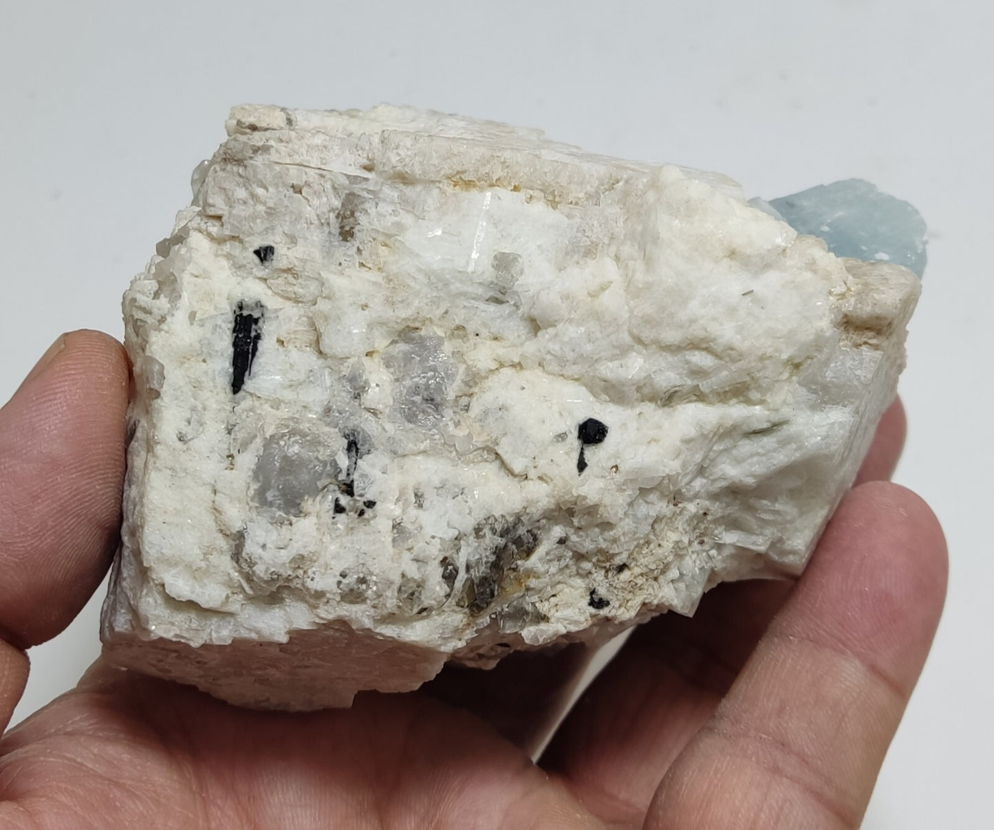 An aesthetic Specimen of Afghanistan Aquamarine on albite 530 grams