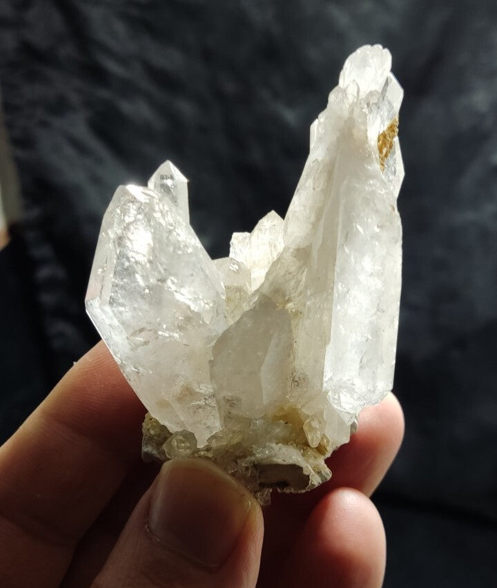Faden quartz specimen 90 grams
