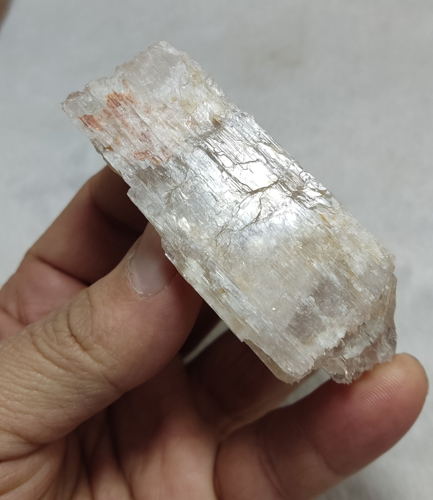 A very Aesthetic Natural fully etched spodumene crystal 107 grams