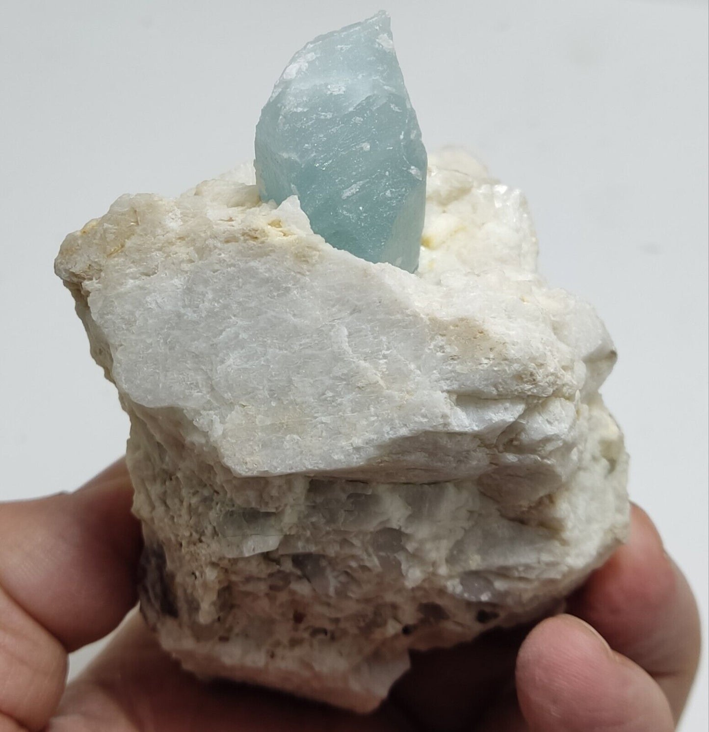 An aesthetic Specimen of Afghanistan Aquamarine on albite 530 grams