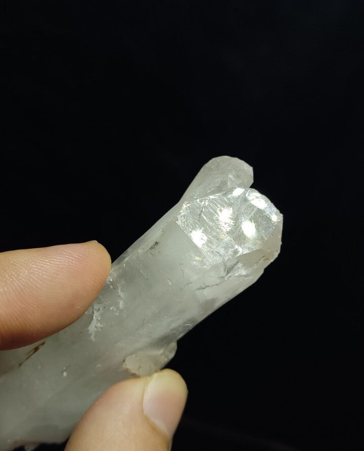 Faden Quartz crystal Double Terminated 78 grams
