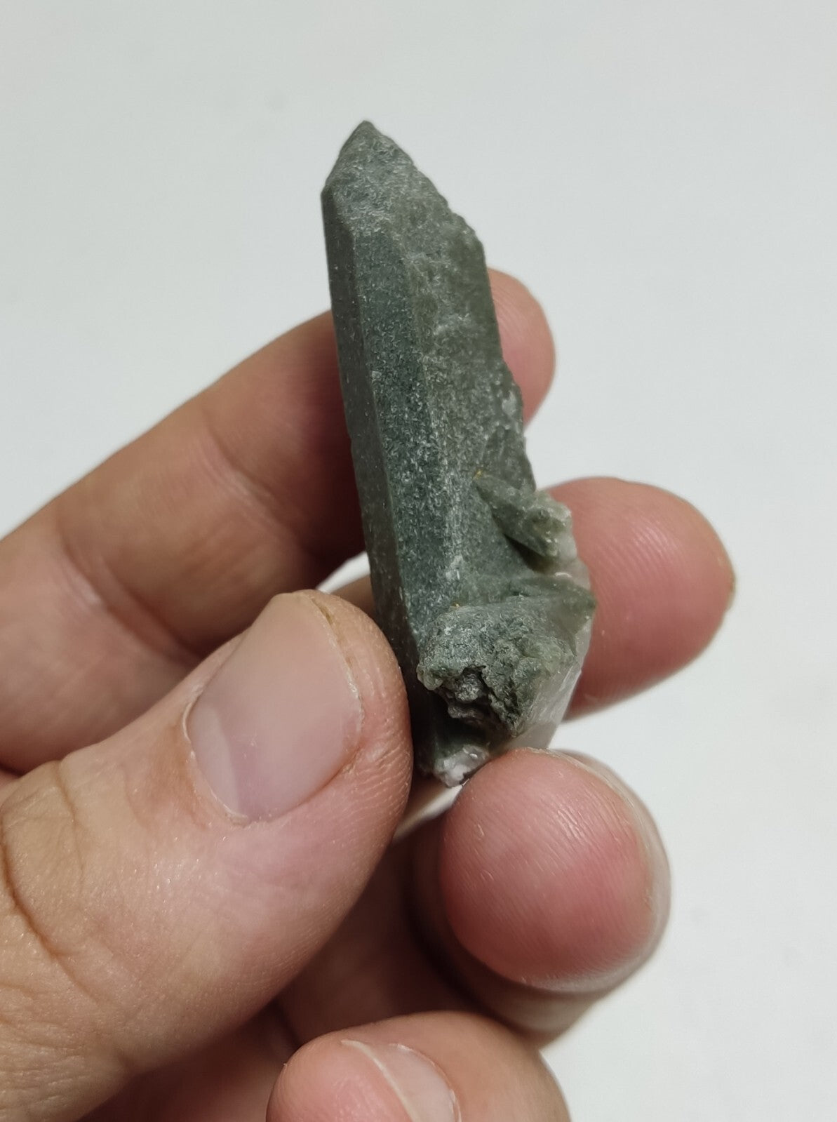 An Aesthetic Natural beautifully terminated Chlorite Quartz crystal 17 grams