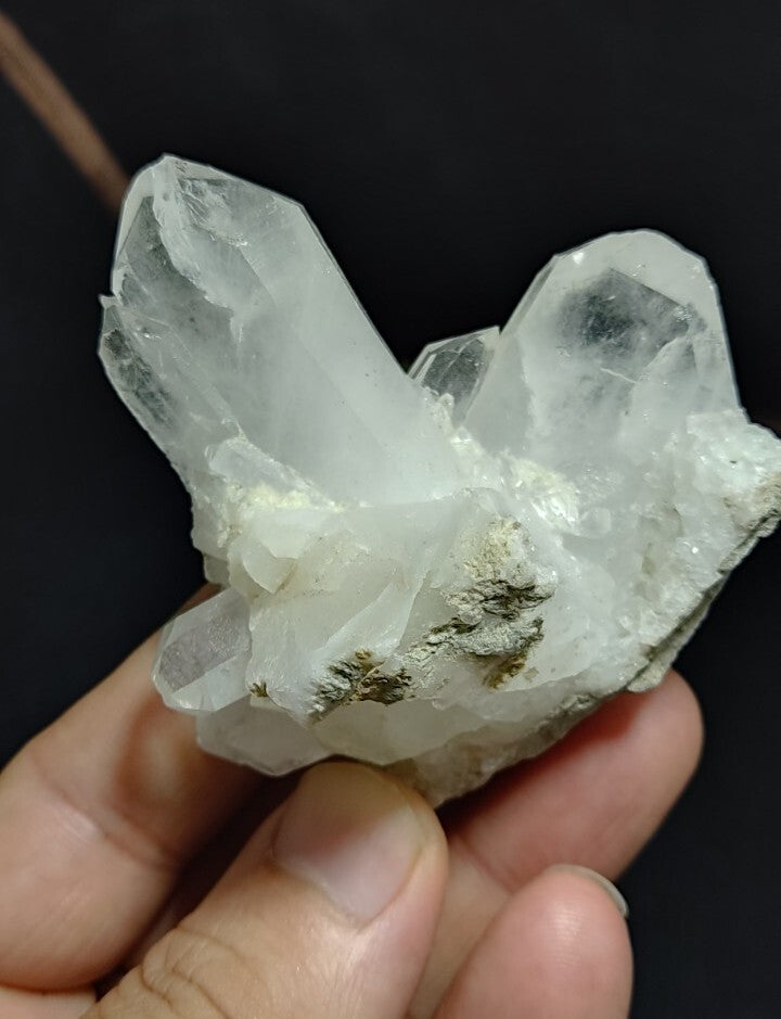 Natural Terminated Quartz crystal 111 grams