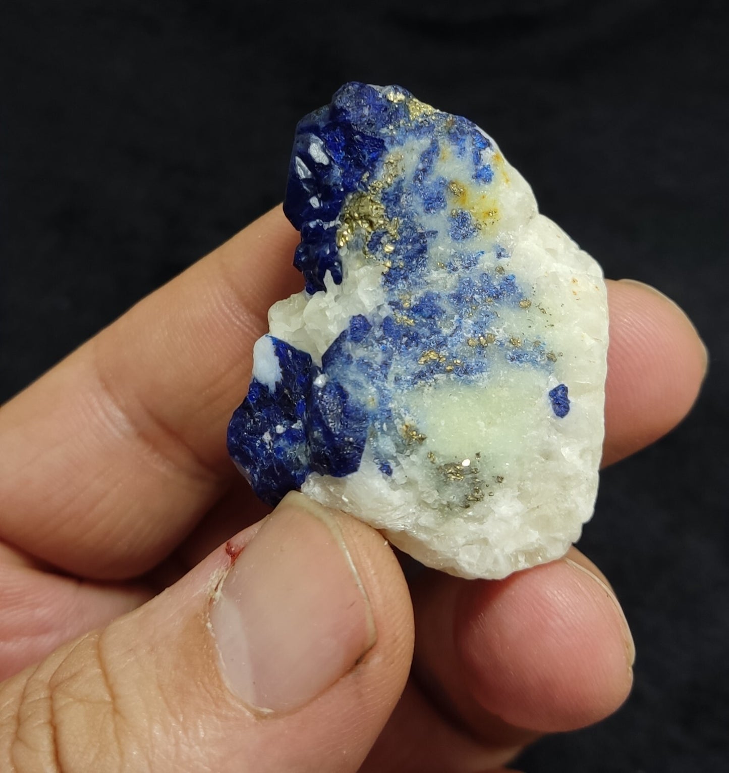 An Aesthetic specimen of fluorescent Lazurite/afghanite with Pyrite 26 grams