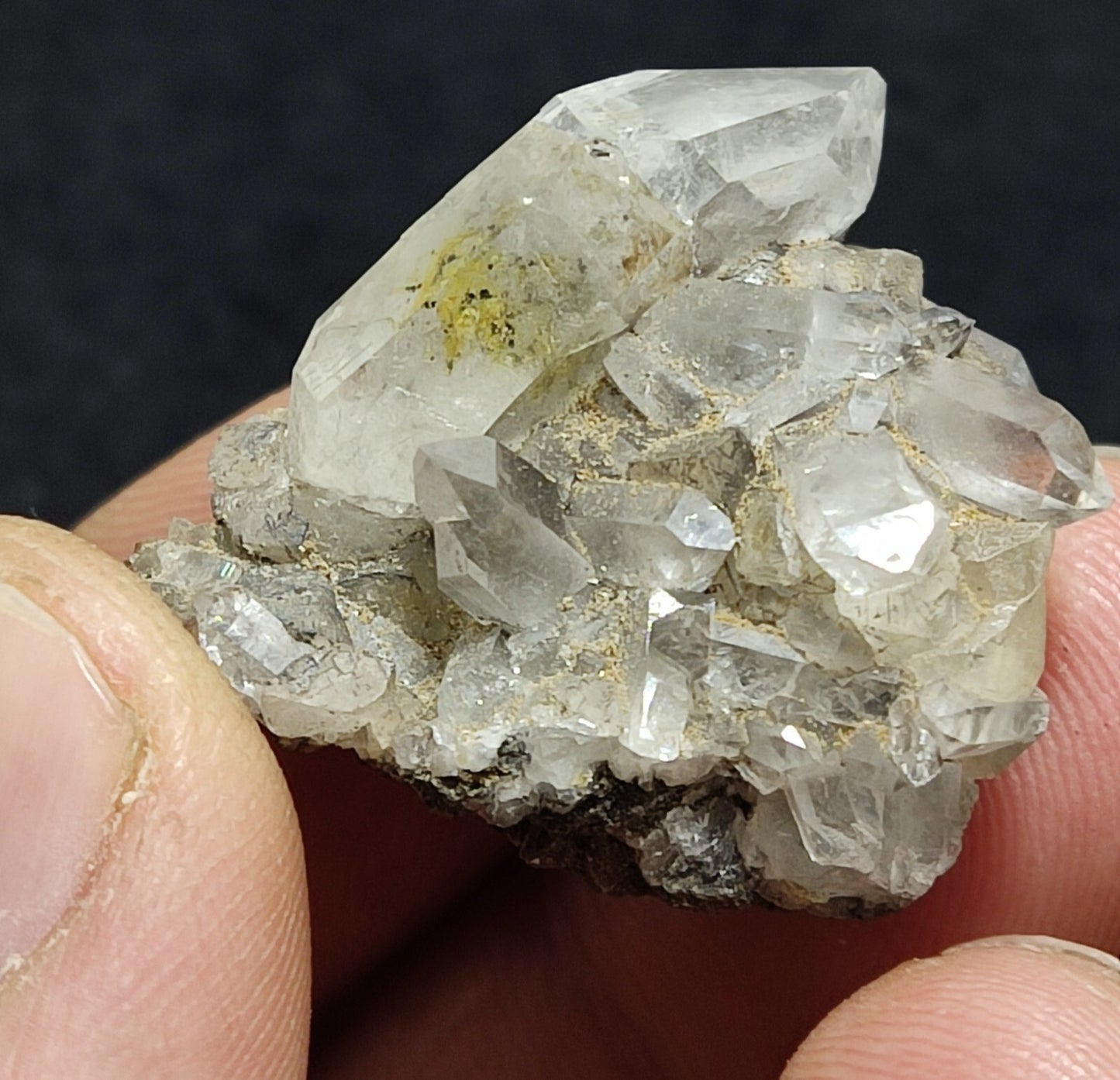 An Aesthetic quartz/calcite crystal specimen with petroleum inclusions 15 grams