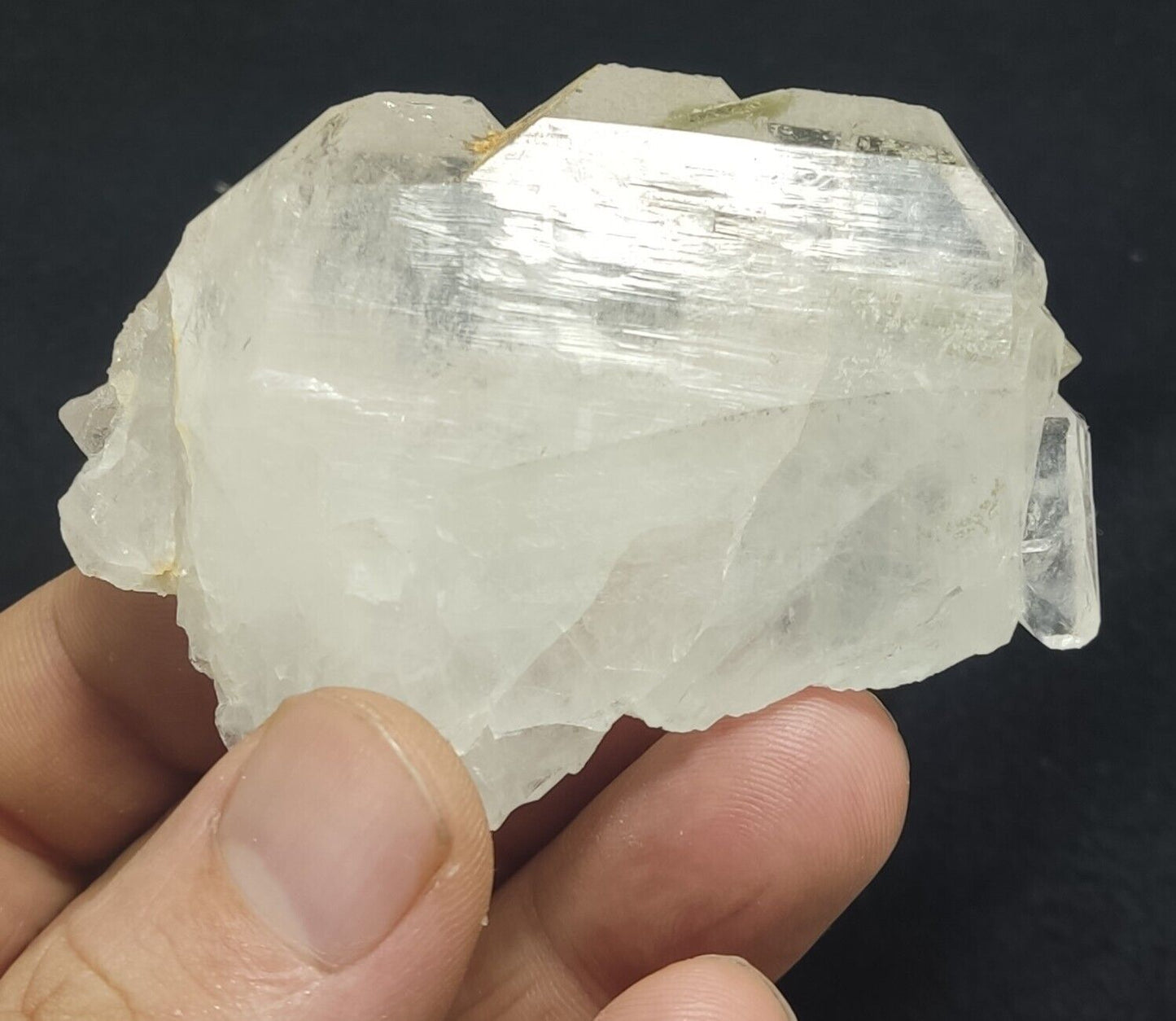 An Aesthetic Natural beautifully terminated faden Quartz specimen 94 grams