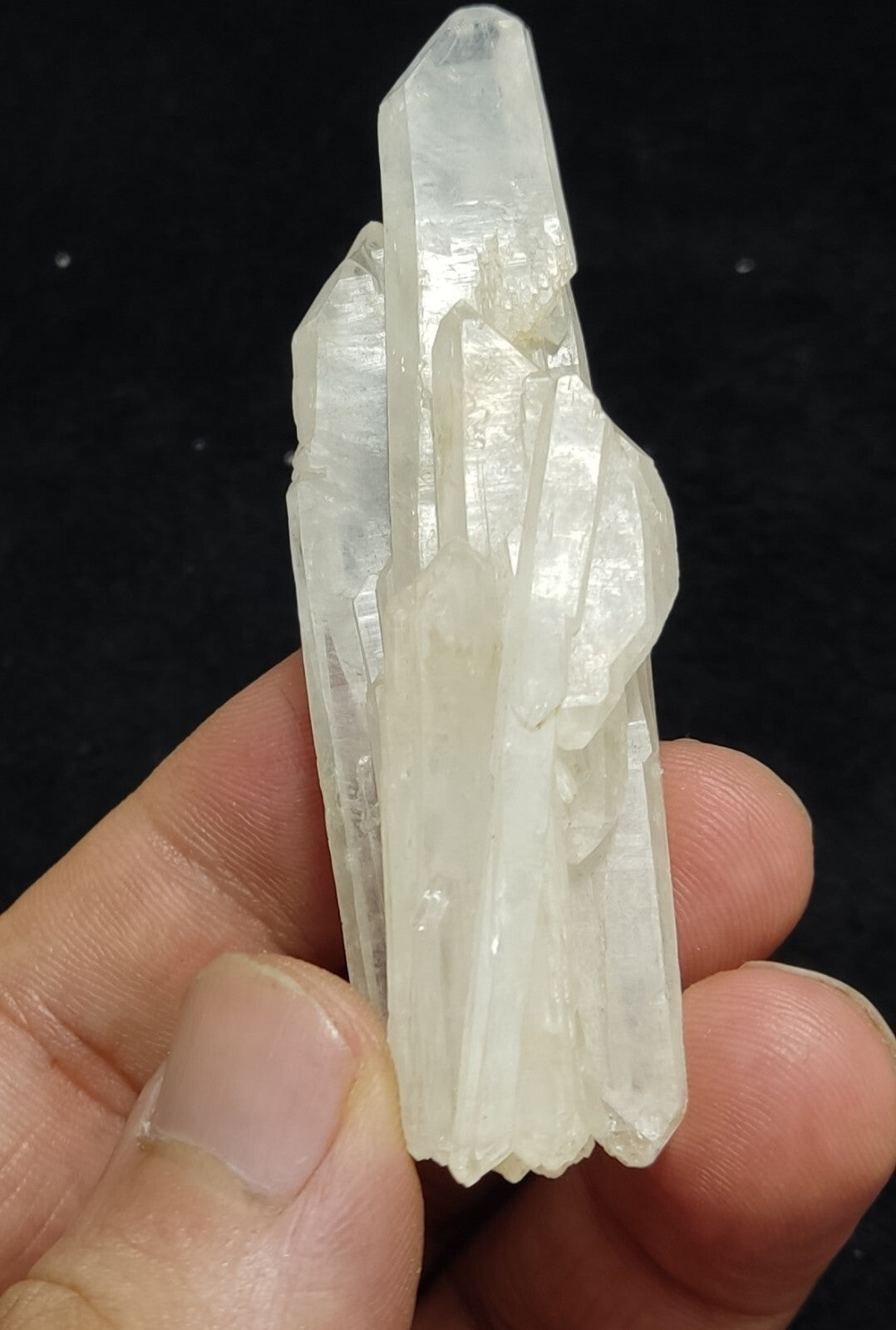 An Aesthetic specimen of quartz 42 grams