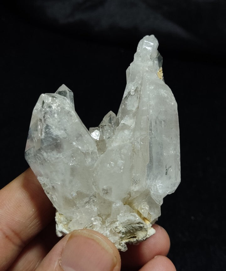 Faden quartz specimen 90 grams