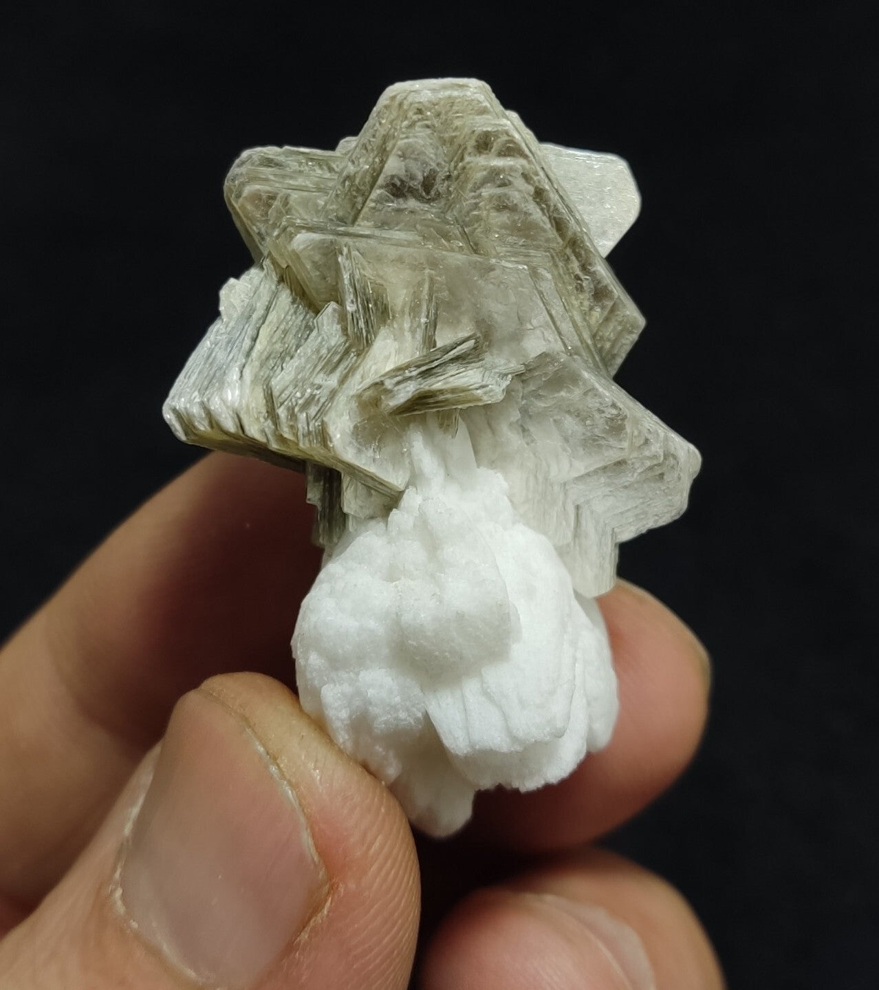 Muscovite specimen with Albite and black tourmaline 16 grams