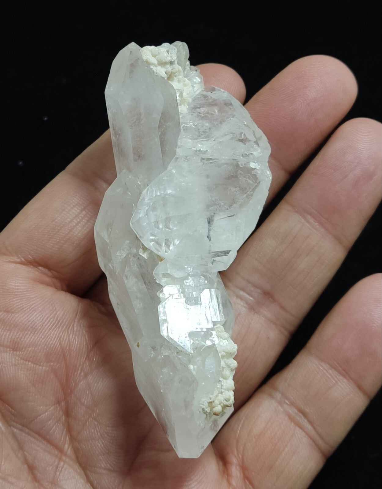 An Aesthetic terminated Quartz specimen 77 grams
