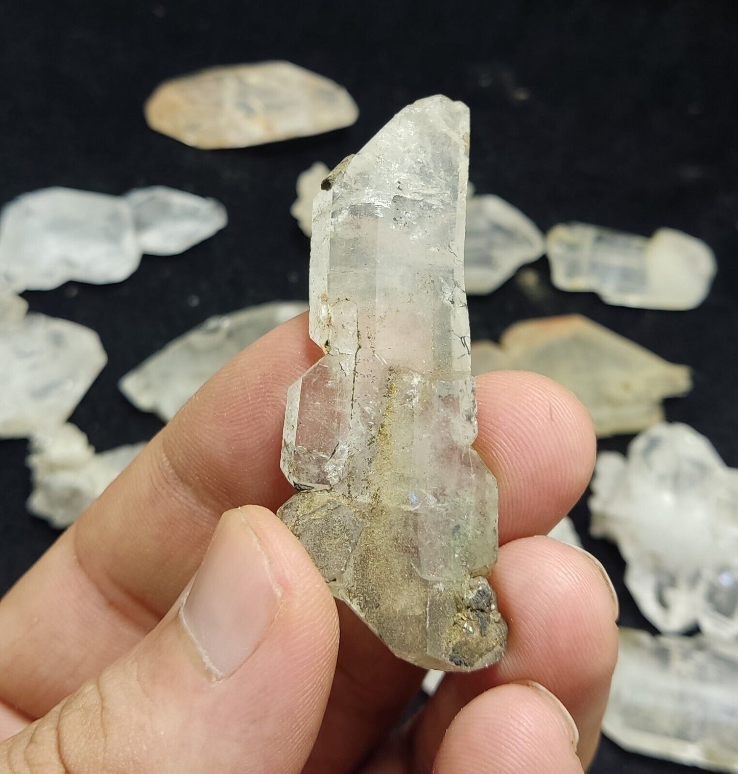 13 Faden/chlorite quartz Crystals
