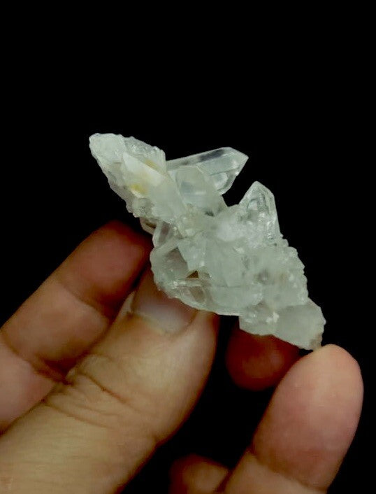 Natural  Quartz Crystal 18 Grams.